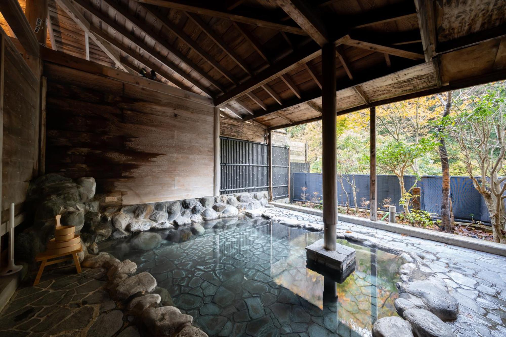 Onsen Tsutaya Ryokan 2*